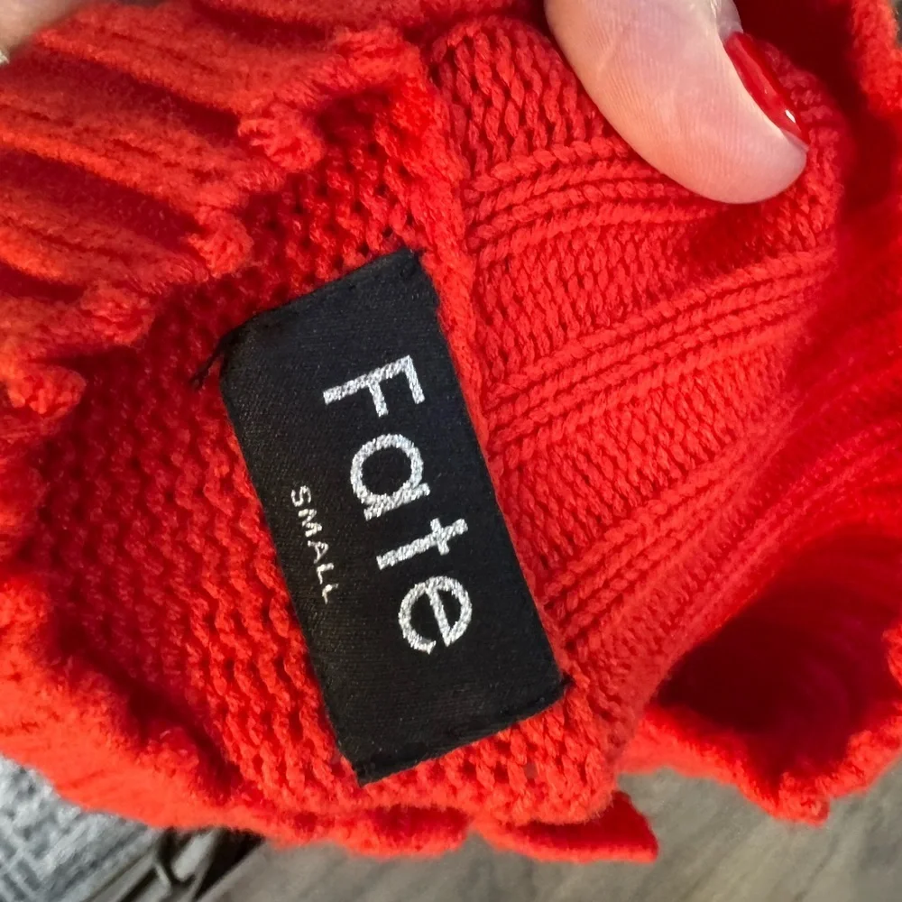 Fate vibrant red